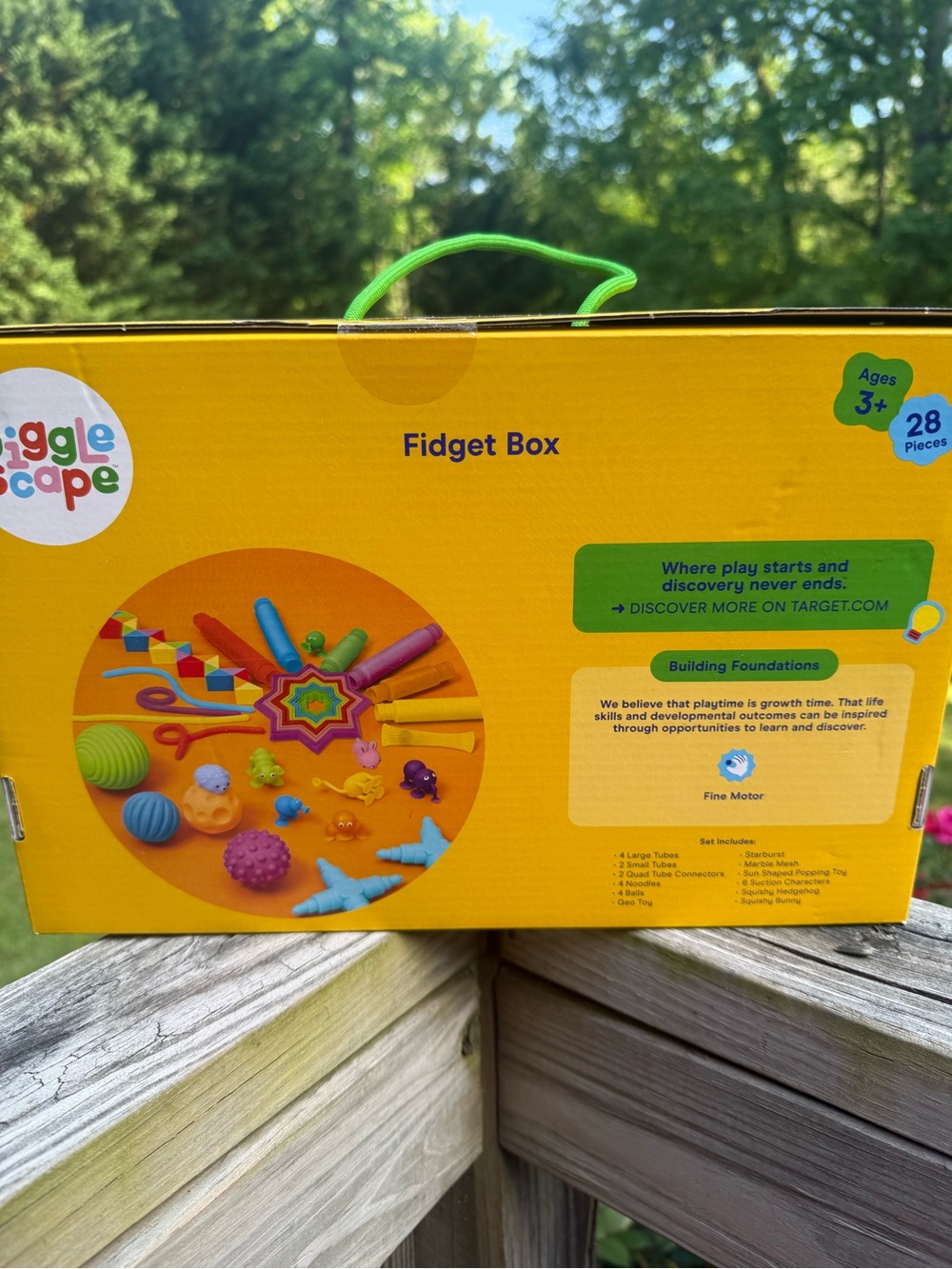 Giggle Scape Fidget Box - Picture 2 of 5